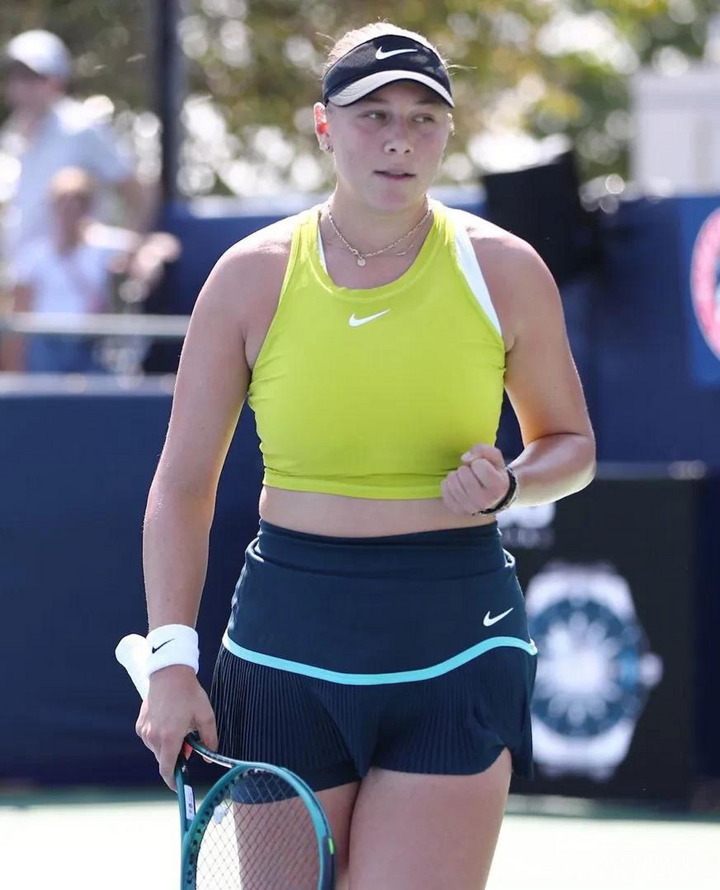 并在此过程 并在此过程